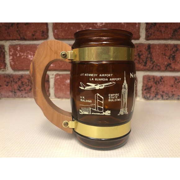 Siesta Ware Beer Mug New York City Souvenir Amber Glass Wooden Handle Landmarks - Picture 3 of 6
